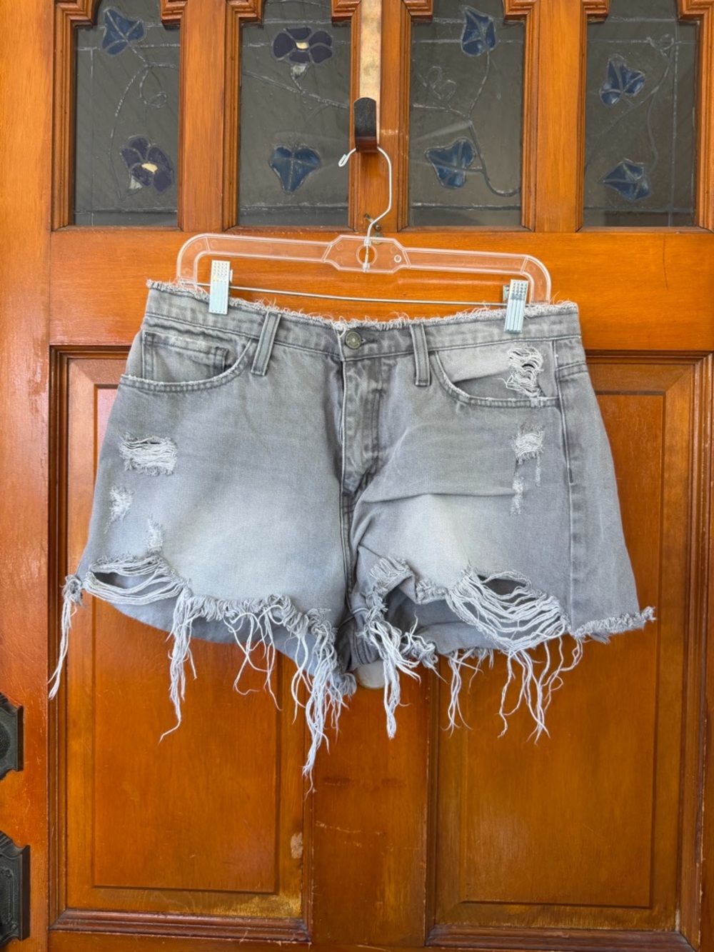 Flying Monkey Women’s Distressed Grey Denim Shorts - Casual Frayed Hem Sz 30